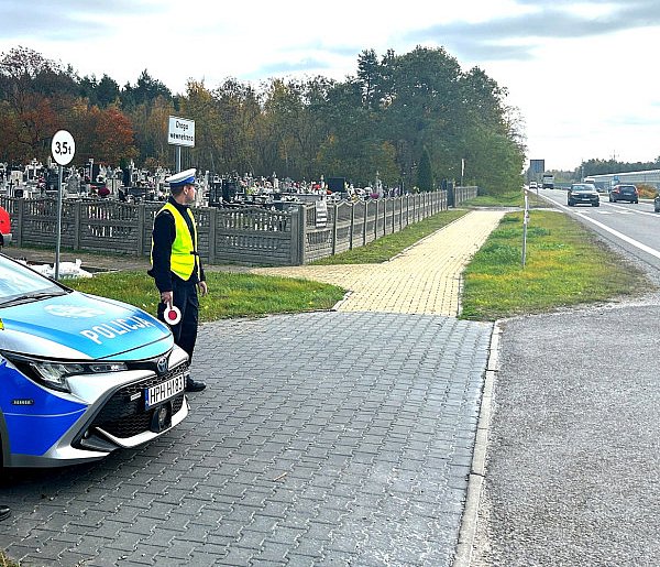 Trwa akcja „Wszystkich Świętych 2025”-30053