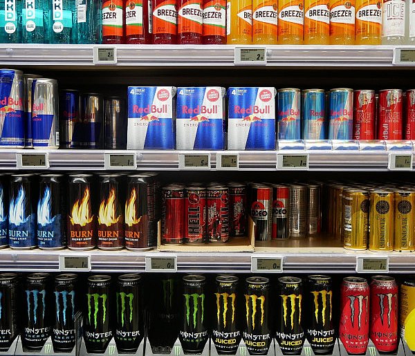 Popularne napoje pójdą ostro w górę. Rząd szykuje podwyżkę VAT-30670