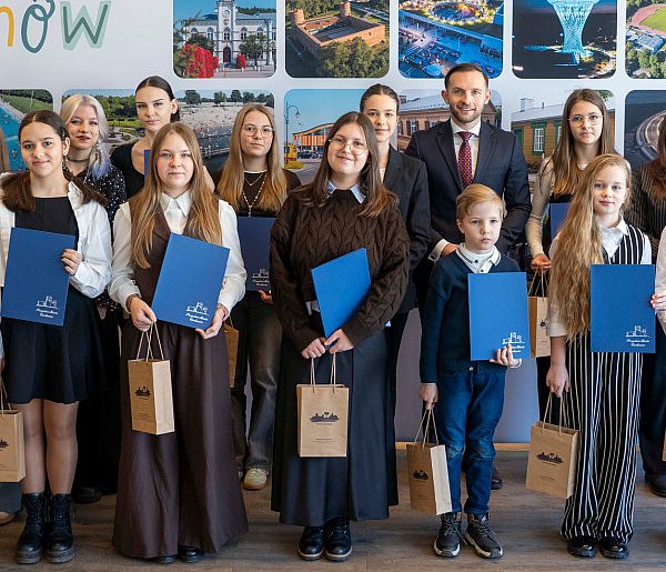 Stypendia prezydenta dla młodych artystów [foto]