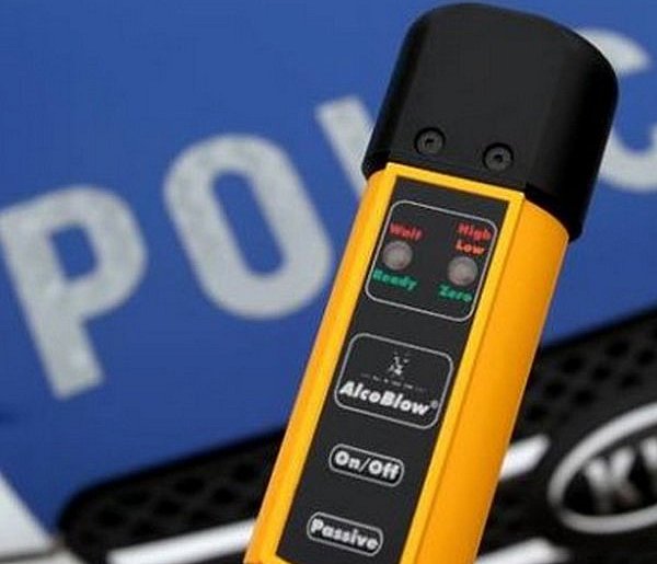 Jechał slalomem, wydmuchał ponad 2,5 promila