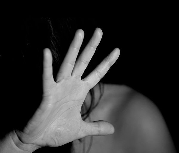 Znęcał się nad swoją żoną. Grozi mu do 5 lat pozbawienia wolności