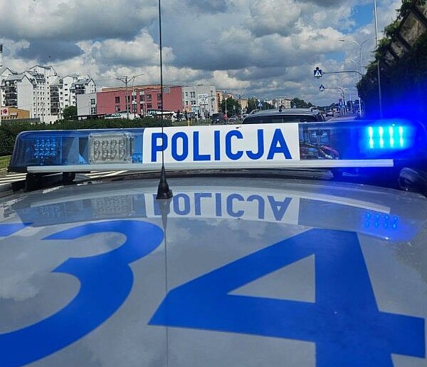 Bez prawa jazdy, przeglądu i ubezpieczenia. Tłumaczył, że dopiero robi kurs