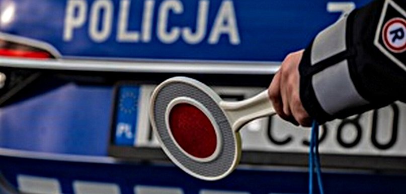 Zignorował policyjne sygnały i nie zatrzymał się do kontroli
