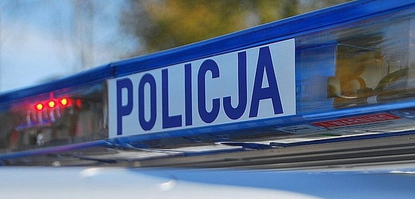 Zderzenie busa z pojazdem osobowym. Jedna osoba trafiła do szpitala