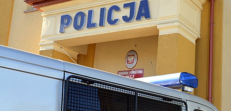 Przyjechał do komendy sprawdzić stan trzeźwości. Wrócił bez prawa jazdy
