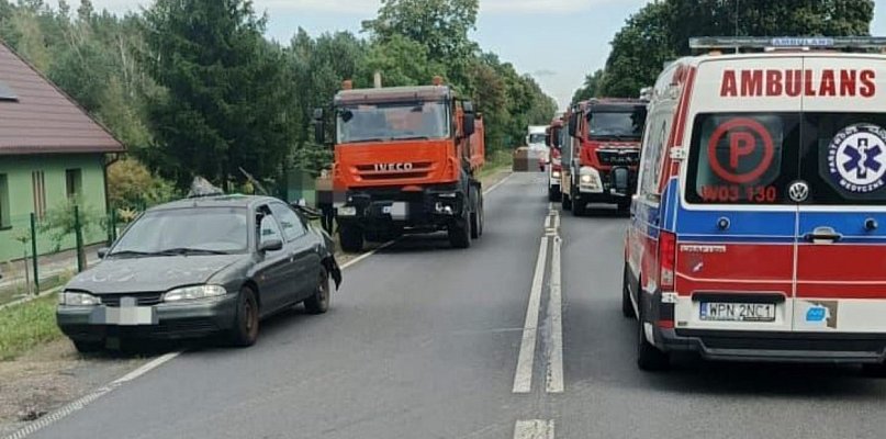 Dachowania, uszkodzone ogrodzenia, 13 kolizji - bilans minionego weekendu - 29223