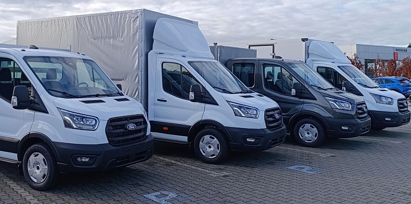 Nowe Fordy Transit ze specjalistycznymi zabudowami - 30522