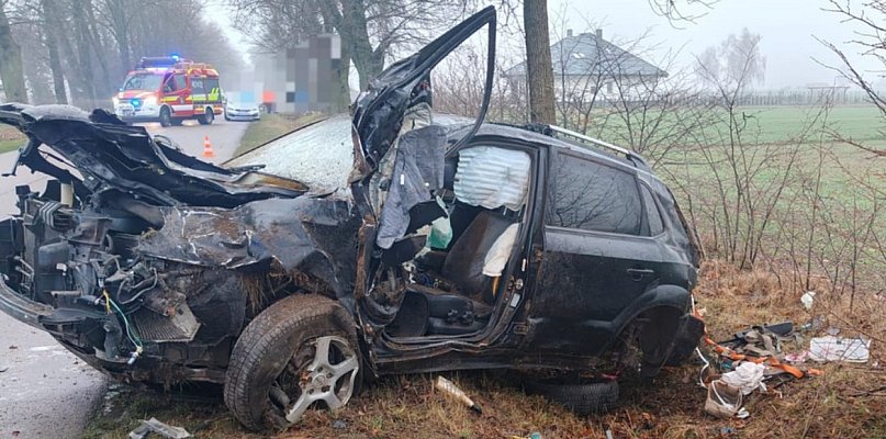 Kierowca przecenił swoje umiejętności. Mężczyznę przewieziono do szpitala - 30958