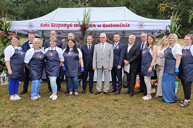 Smaczne i wesołe dożynki w Kraszewie