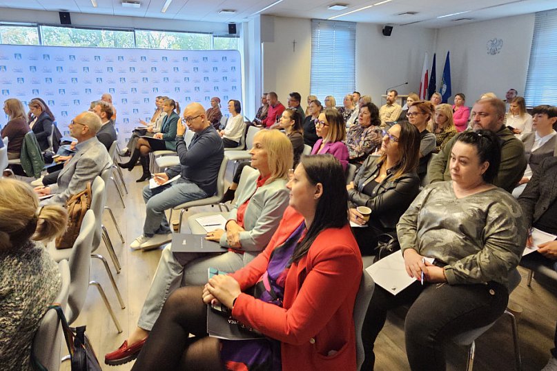 Biznes w pigułce - KSeF, AI i finansowanie firm