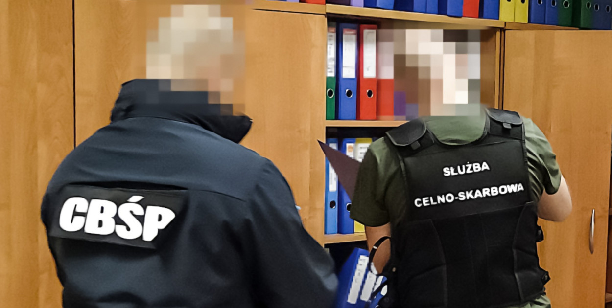 13 zatrzymanych. Milionowe wyłudzenia VAT